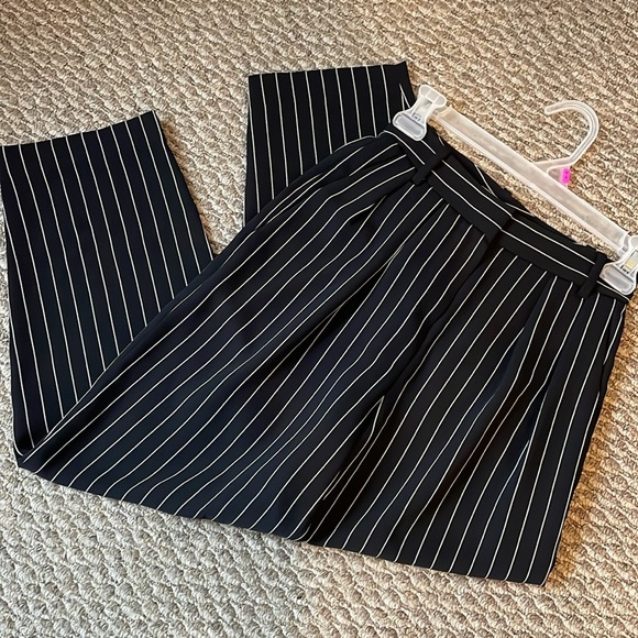 Babaton Aritzia black and white pinstriped Modesto pant - Picture 1 of 6